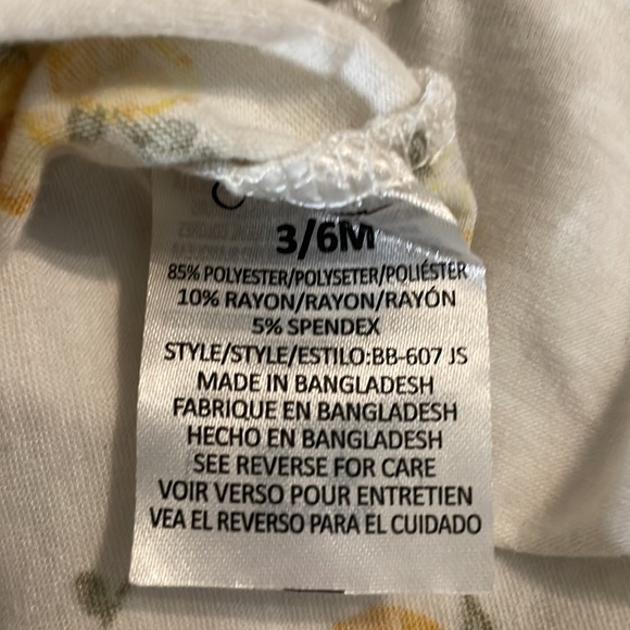 2/$30 Jessica Simpson Yellow Lemon Easy Match Middle Snap One Piece Size 3-6M - Picture 15 of 15